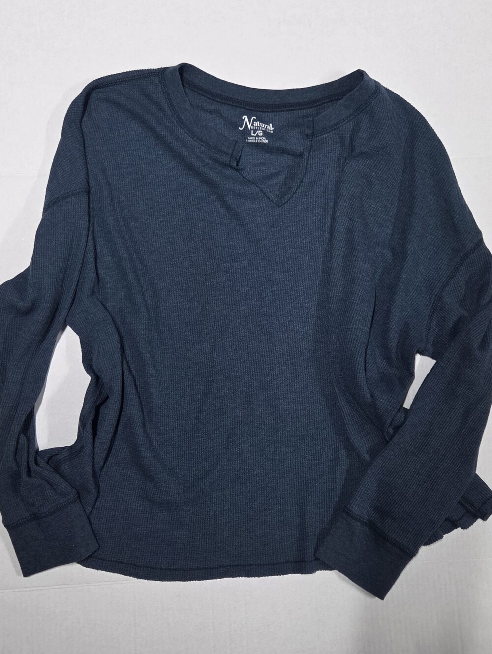 Natural Reflections Navy Waffle Thermal Crop Pullover Size L